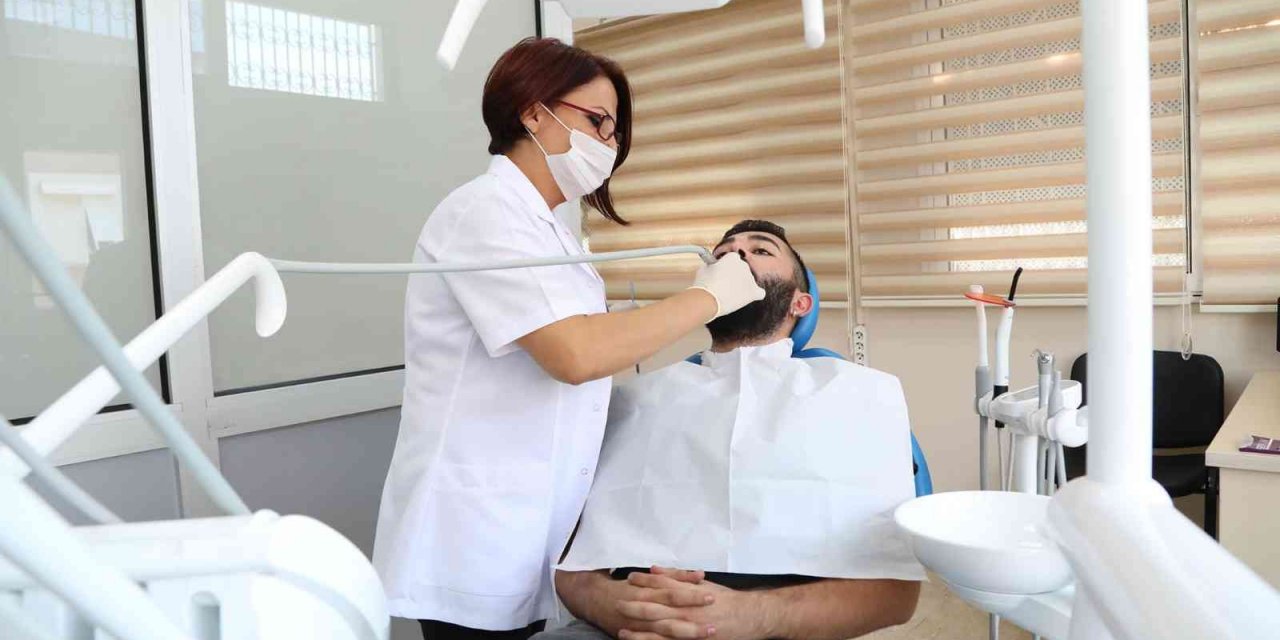 3 yılda 43 bin 500 diş tedavisi