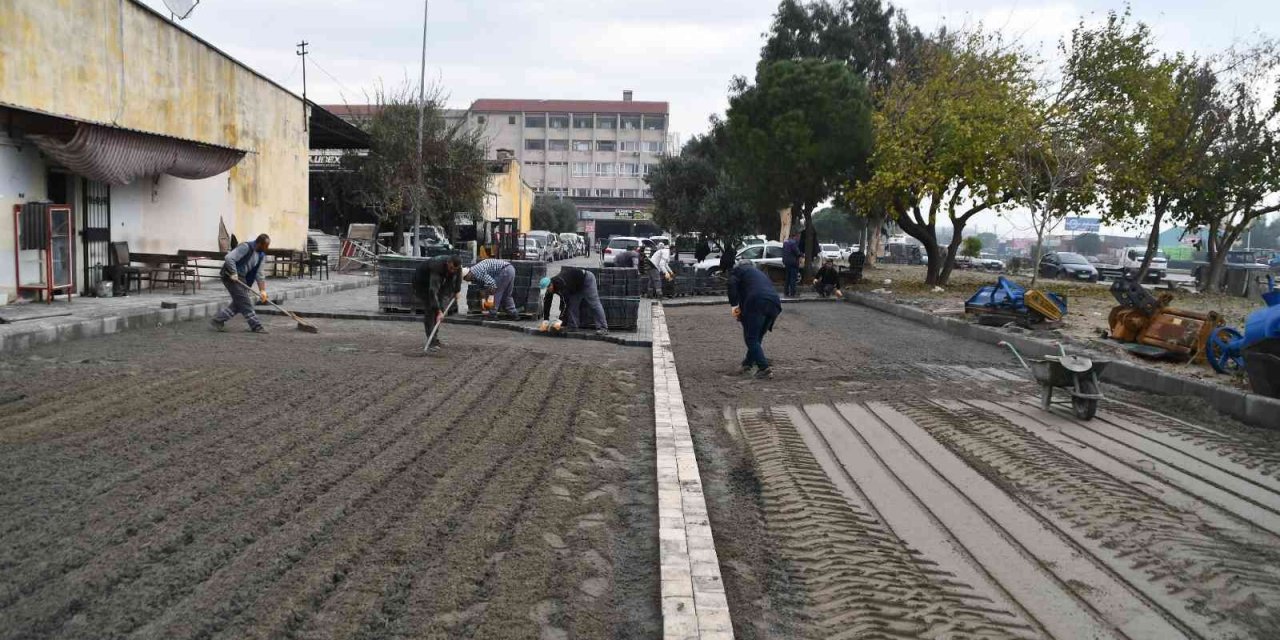 Söke Belediyesi’nden Sanayi Sitesi’nde yeşil alan, otopark ve yol çalışması