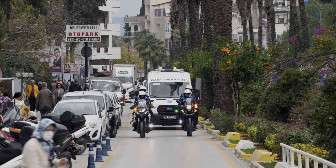 Zabıta Memuru Gülgün Aktoğ Son Yolculuğuna Uğurlandı