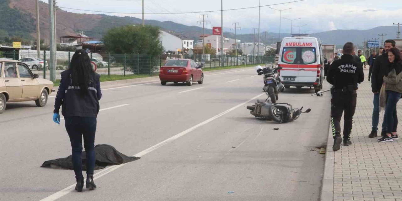 Fethiye’de kamyon ile motosiklet çarpıştı: 1 ölü, 1 yaralı