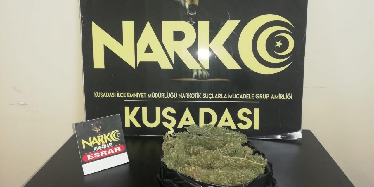 Şüpheli otomobilin bagajından uyuşturucu çıktı