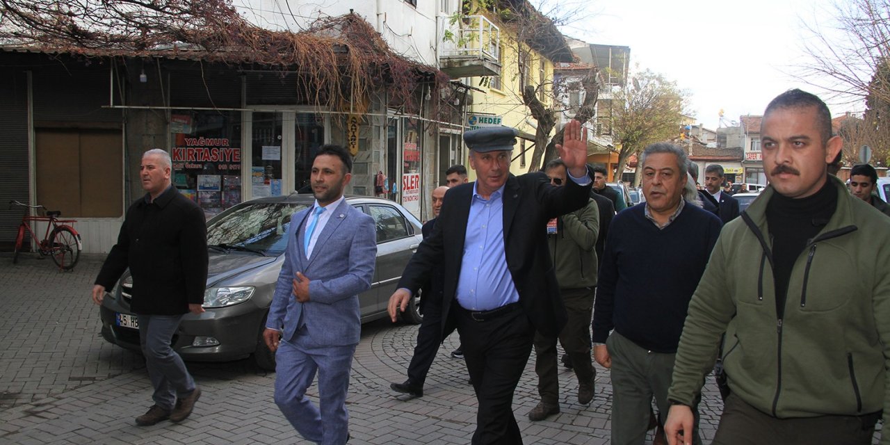 Muharrem İnce Kula’da esnaf ziyareti yaptı