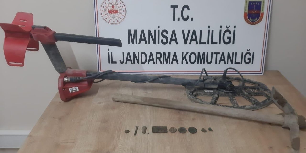 Şüphe üzerine durdurulan araçta Roma dönemi sikkeleri bulundu