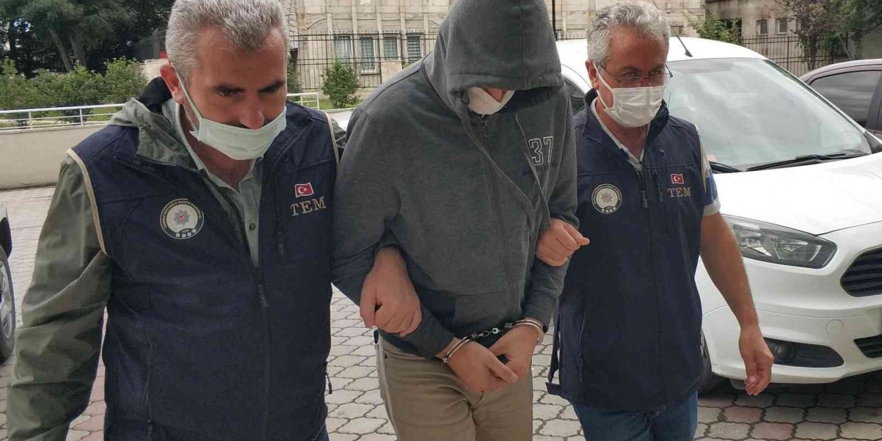 FETÖ operasyonunda 2 kişi yakalandı