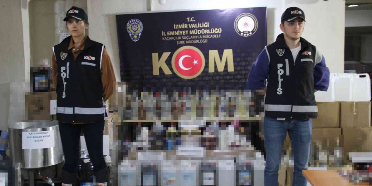 İzmir polisinden yılbaşı öncesi sahte içki kaçakçılarına 52 ayrı operasyon