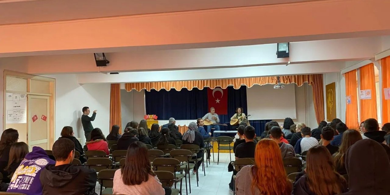 Köyceğiz’de Aşık Veysel’i anma programı düzenlendi
