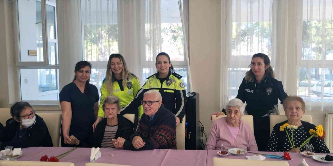 Huzurevi sakinlerine ‘Trafik Güvenliği’ eğitimi