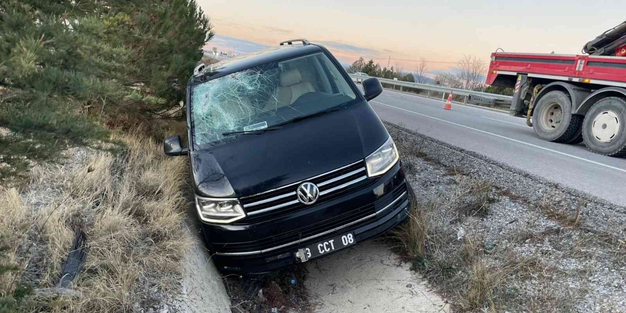 Nazilli Belediye Başkanı Özcan, Afyonkarahisar’da kaza yaptı