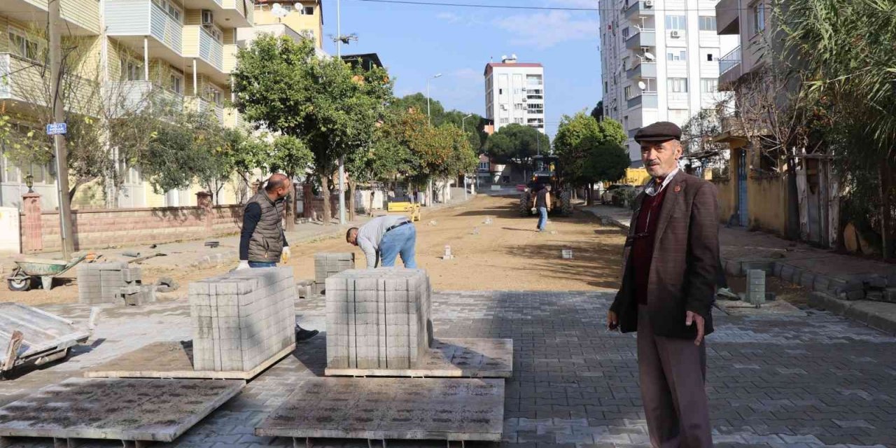 Nazilli Belediyesi Şirinevler’in yol sorununu çözüyor