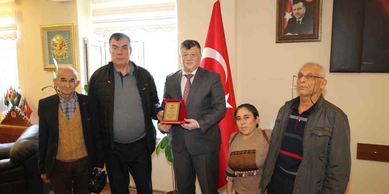 Aydın Engelliler Spor Kulübü Derneği’nden teşekkür plaketi