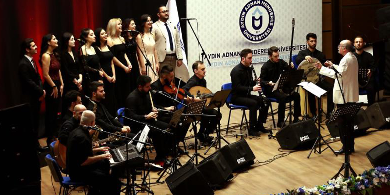 ADÜ Türk Sanat Müziği Korosu ’İstanbul Şarkıları’ konseri gerçekleşti
