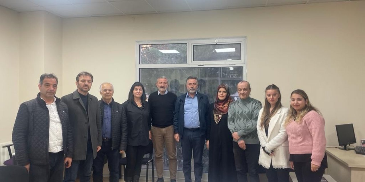 Bayraklı’da Halk Konut Bilgilendirme Ofisi yüzleri güldürdü