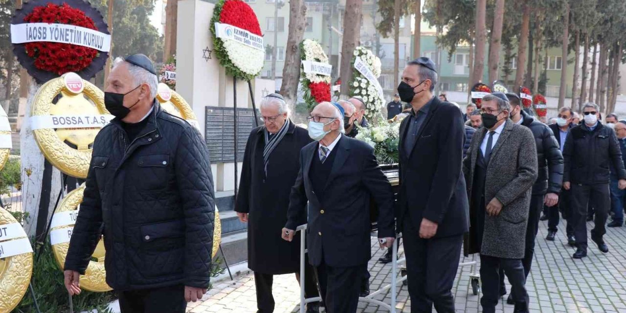 EİB Koordinatör Başkanı Eskinazi’nin annesi toprağa verildi