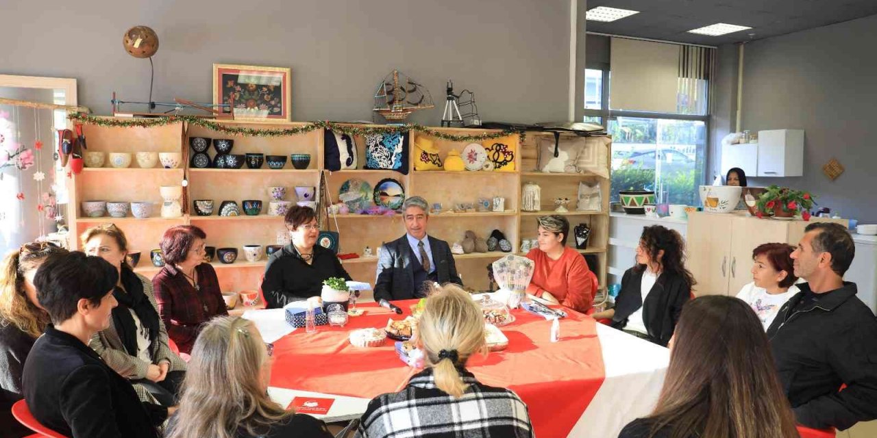 Başkan Oktay üreten kadınlarla bir araya geldi