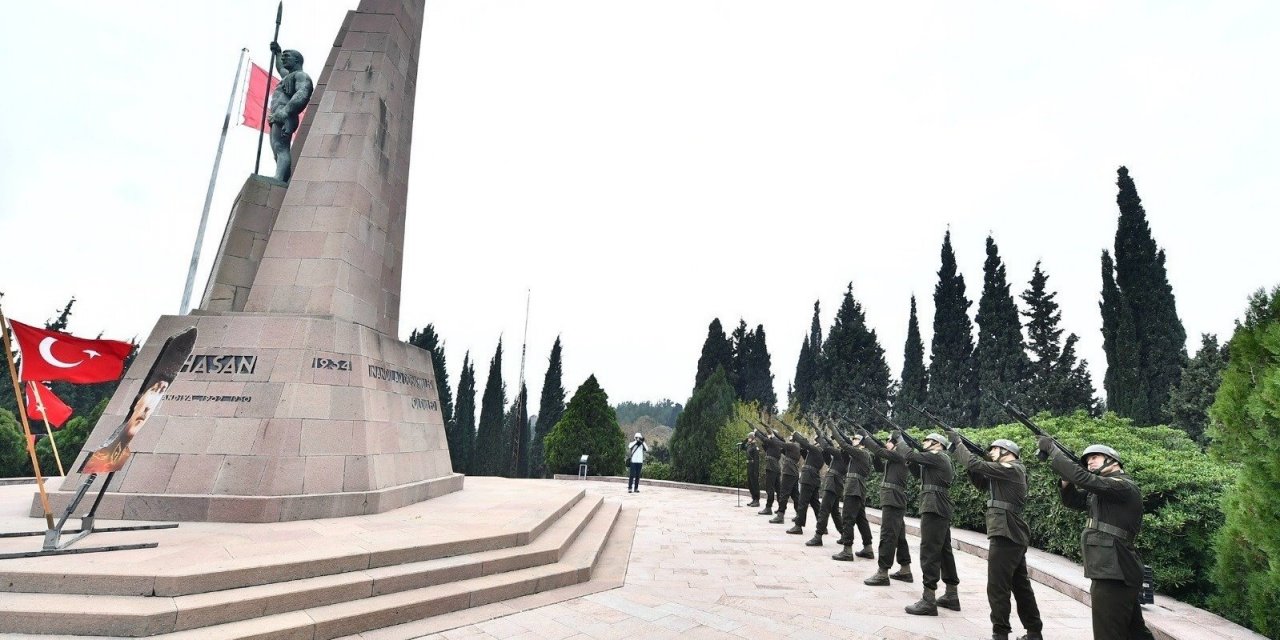 Menemen’de şehit Asteğmen Kubilay ve arkadaşları anıldı