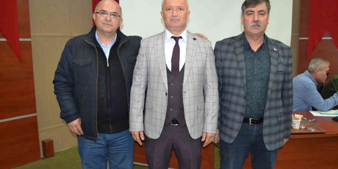 Salihli minibüsçülerde yeni başkan İslam Korkusuz oldu