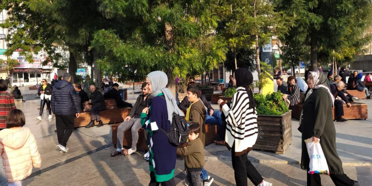 Aydınlılar hafta sonu güneşin tadını çıkardı