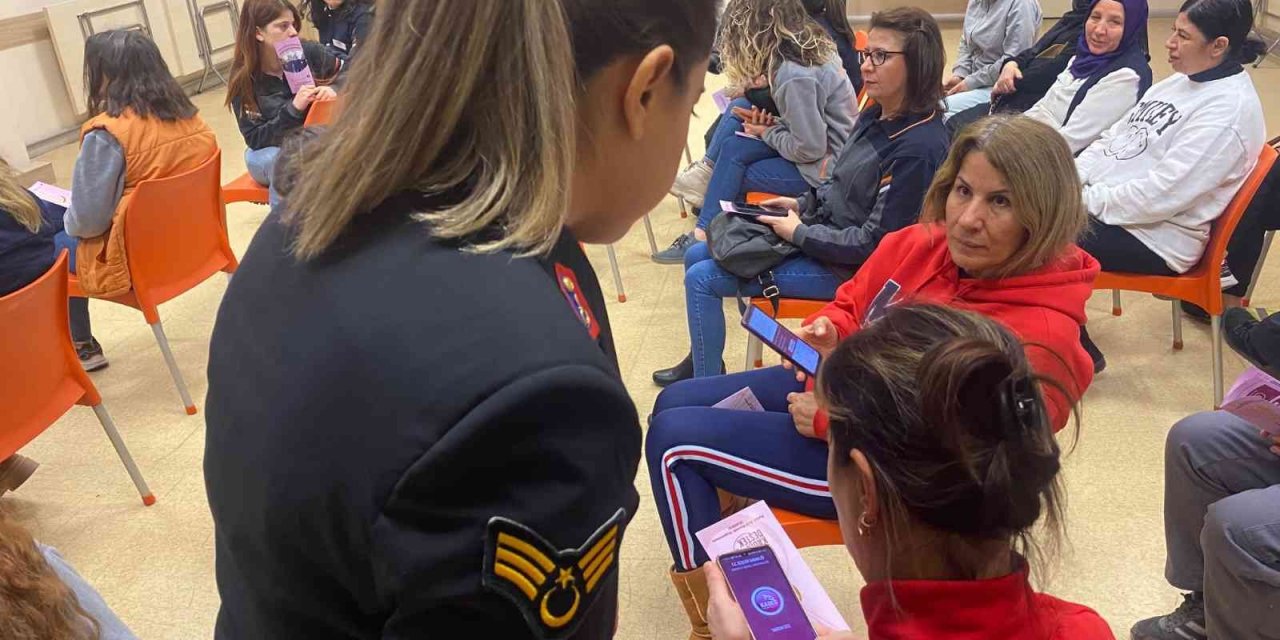Denizli jandarması kadın ve aile içi şiddetle mücadelesini sürdürüyor