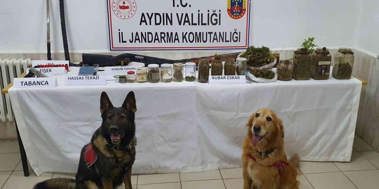 Didim’de evinden samuray kılıcı çıkan uyuşturucu taciri tutuklandı