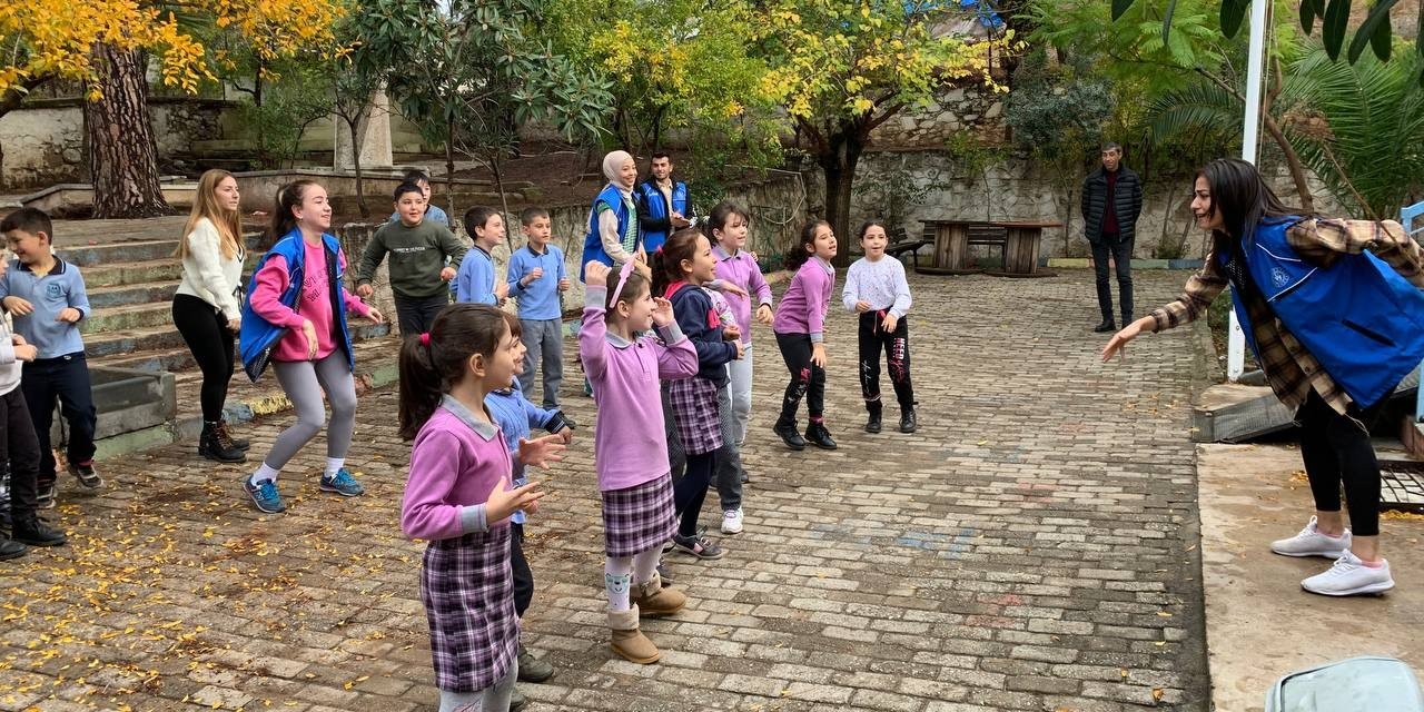 Aydın Gençlik Merkezi, çocuk ve gençlere yönelik faaliyetlerini sürdürüyor