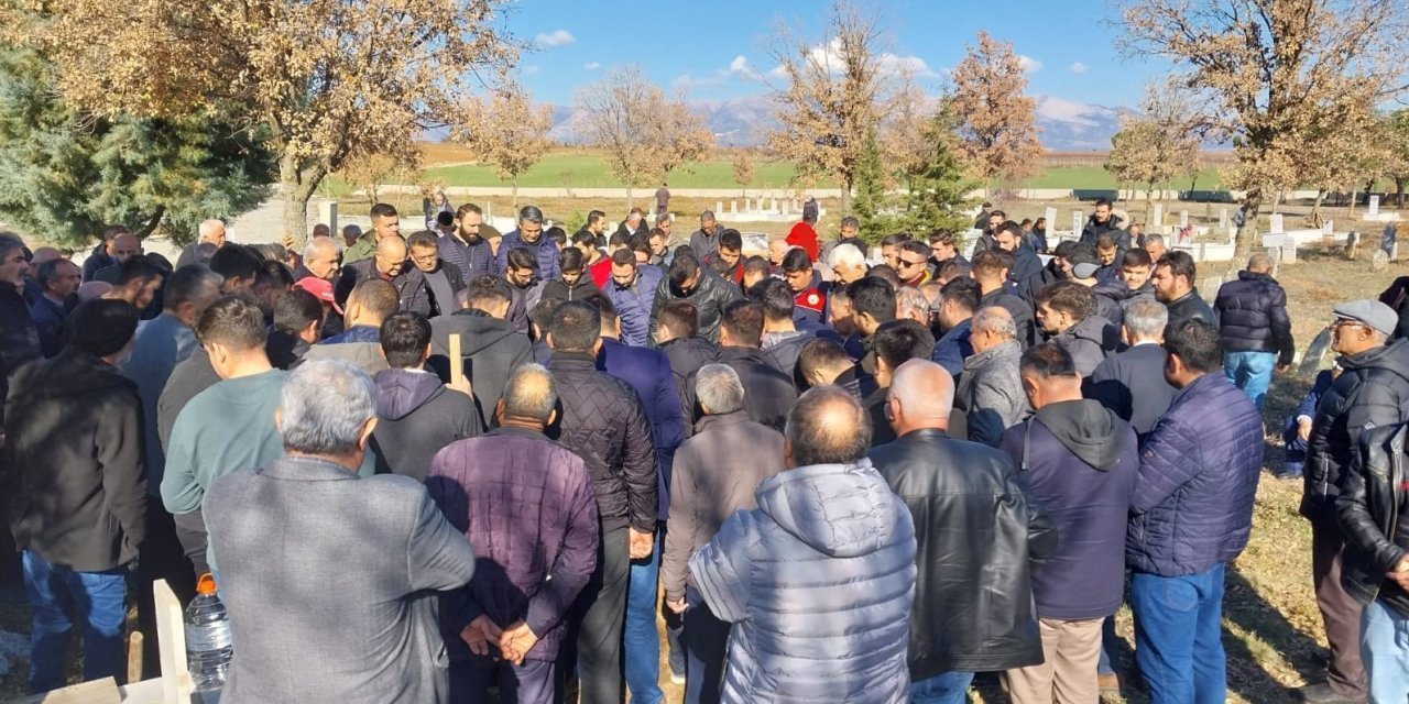 Askerden yeni dönen öğretmen adayı hayatını kaybetti