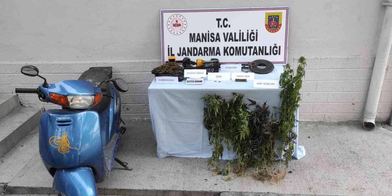Manisa’da jandarma hem esrar hem de tarihi eser ele geçirdi