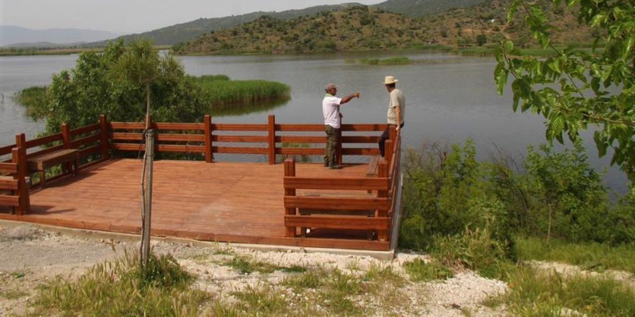 Aydın’da doğaseverler Azap Gölü’ne dikkat çekti