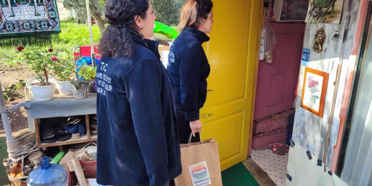 Marmaris Belediyesi’nin beslenme çantaları yüzleri güldürüyor