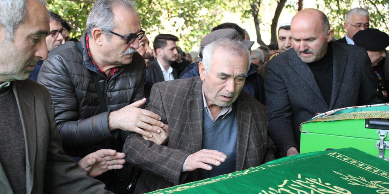 Patlamadan hayatını kaybeden anne kız son yolculuğuna uğurlandı