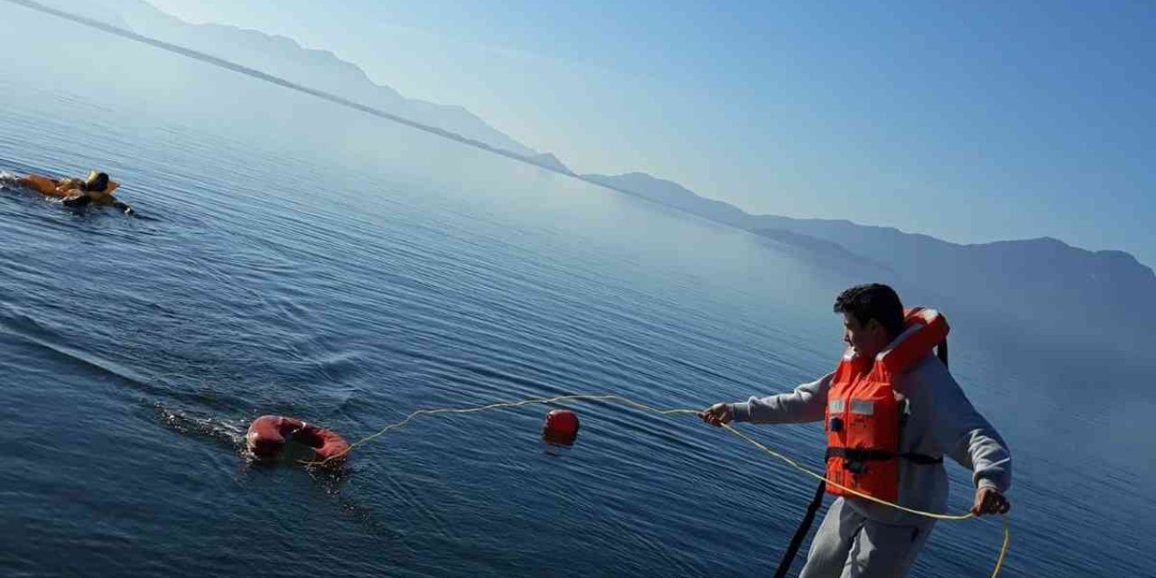Köyceğiz Gölü’nde güvenlik uygulama eğitimleri gerçekleştirildi