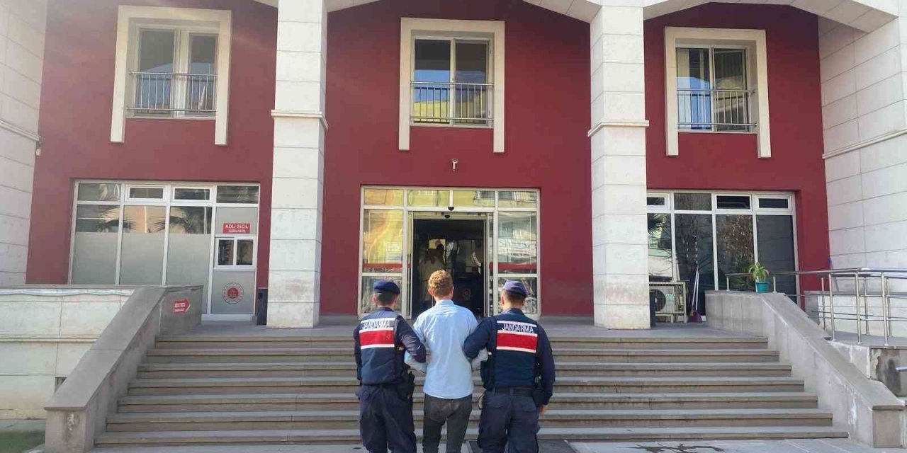 Manisa’da kesinleşmiş 32 yıl hapis cezası ile aranan şahıs yakalandı
