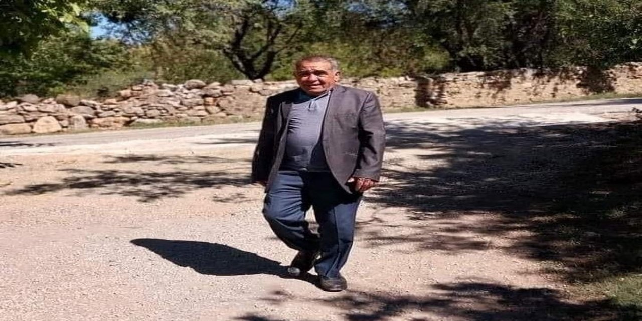 Devrilen traktörün sürücüsü öldü