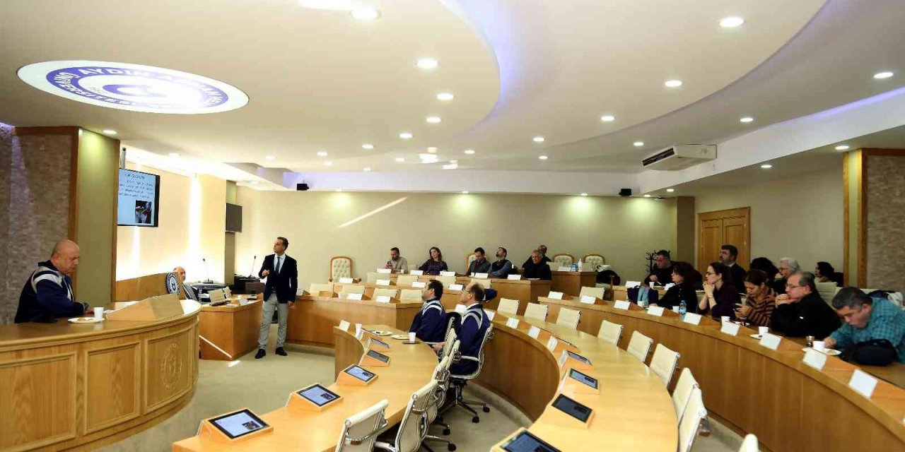 ADÜ’de doçentlik deneme dersleri devam ediyor