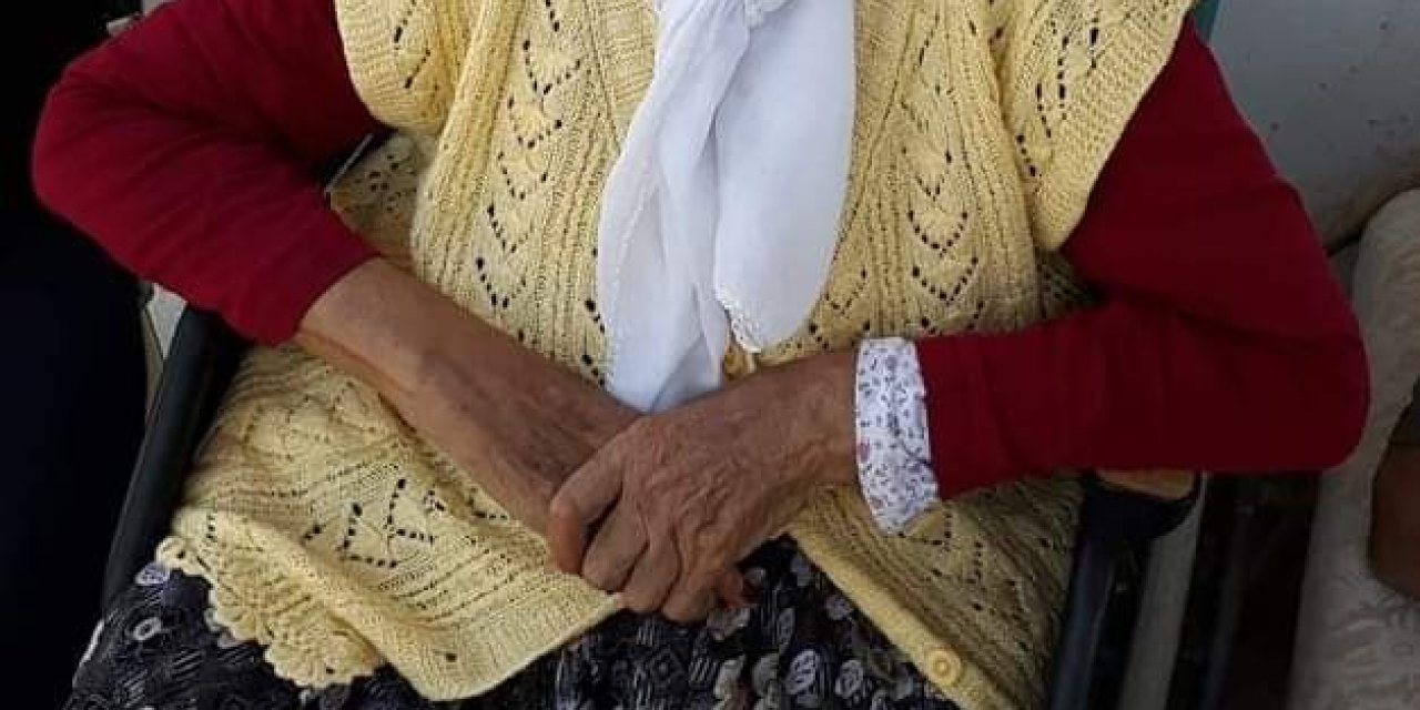 UNESCO ödüllü Hayri Dev’in eşi vefat etti