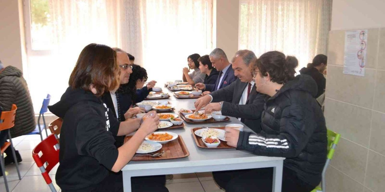 Aydın’da 2 bin 647 pansiyon öğrencisine kaliteli beslenme imkanı sunuluyor