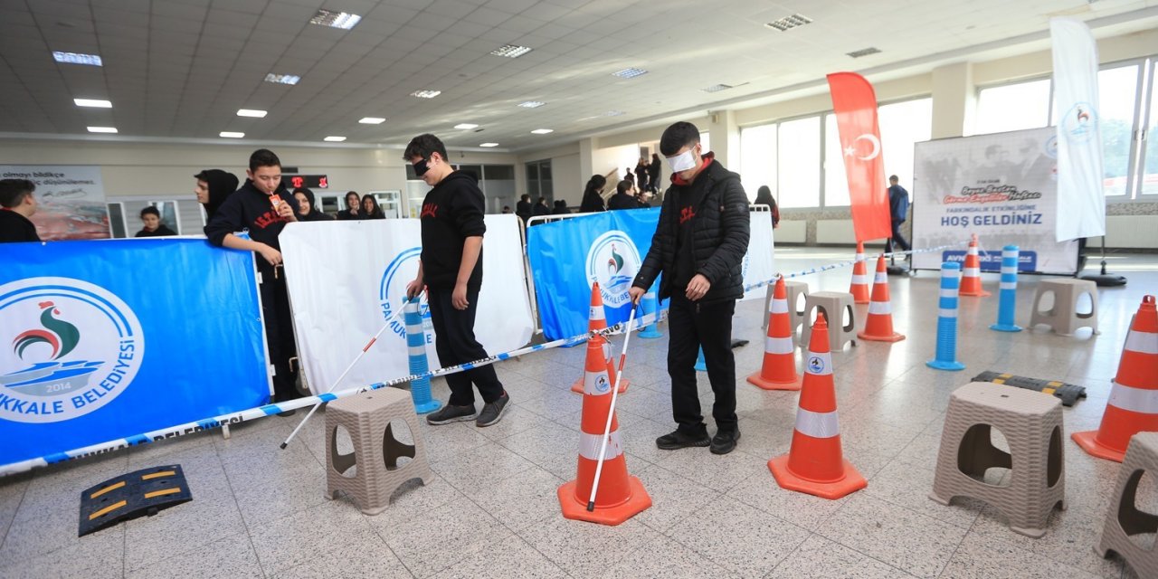 Görme engelliler haftasında farkındalık etkinliği