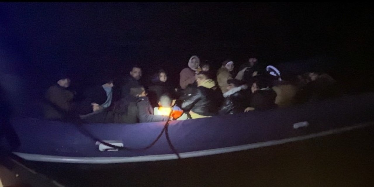 18 düzensiz göçmen kurtarıldı, 35’i yakalandı