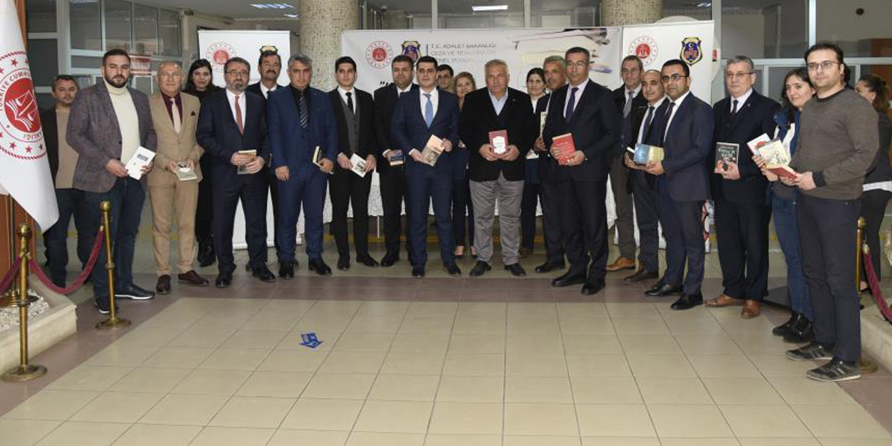 Nazilli’de ‘Kitap İyileştirir’ kampanyası