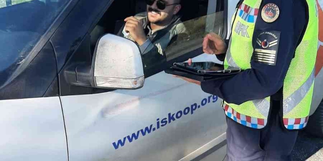 Kurallara uymayan sürücüler jandarmadan kaçamadı