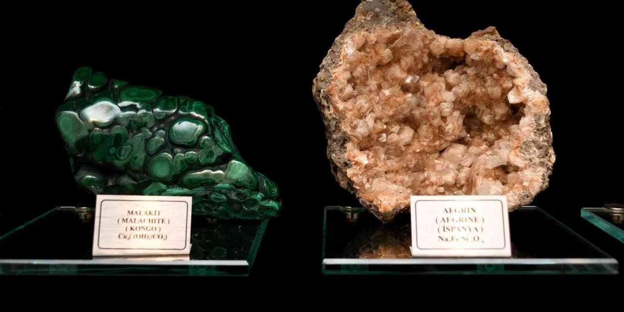 Kuşadası Belediyesi Mineral ve Fosil Müzesi ziyaretçilerini bekliyor