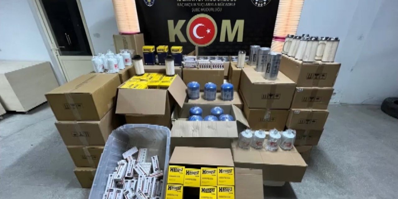 İzmir’de 2 bin 863 adet kaçak oto yedek parça ele geçirildi