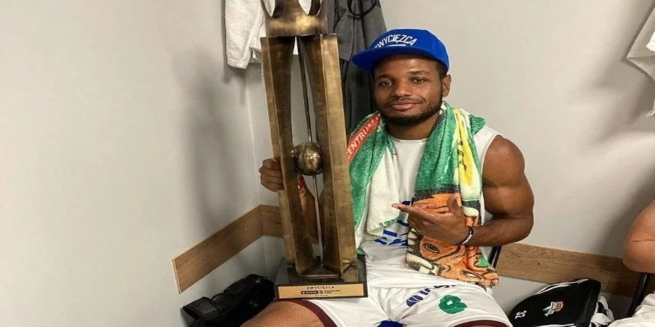 Manisa BBSK’ye forvet takviyesi