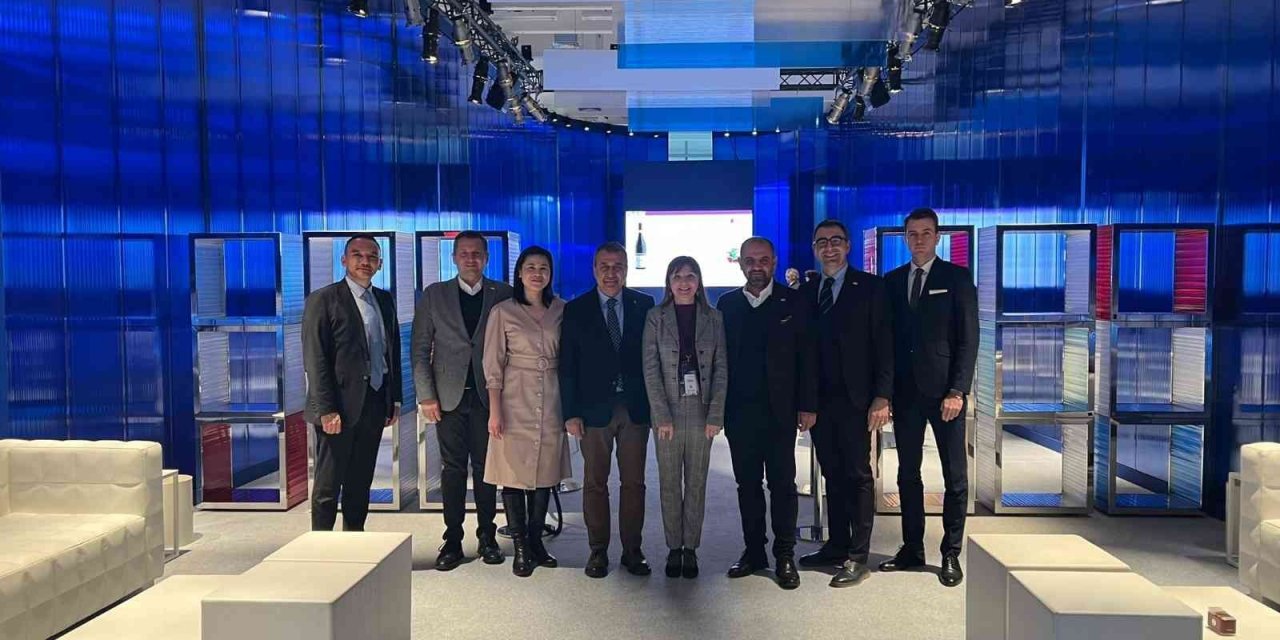 Egeli İhracatçılar 2023 yılının ilk çıkarmasını İtalya’ya yaptı