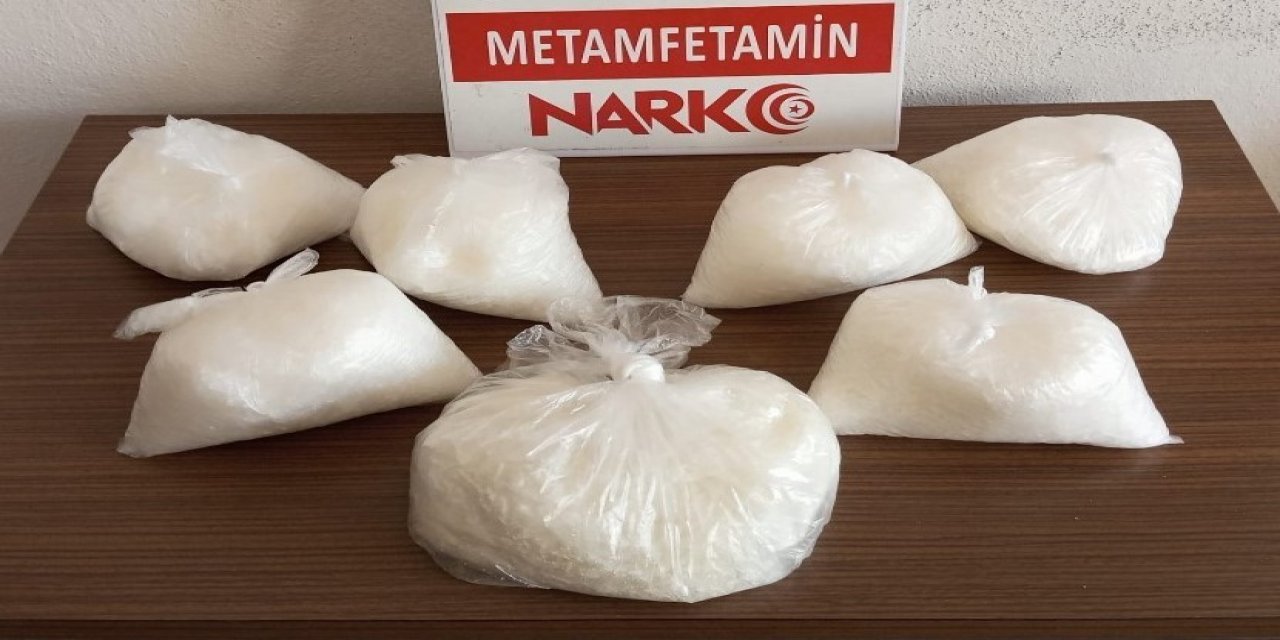 Denizli’de tacirlere darbe; kilolarca uyuşturucuyla yakalandılar