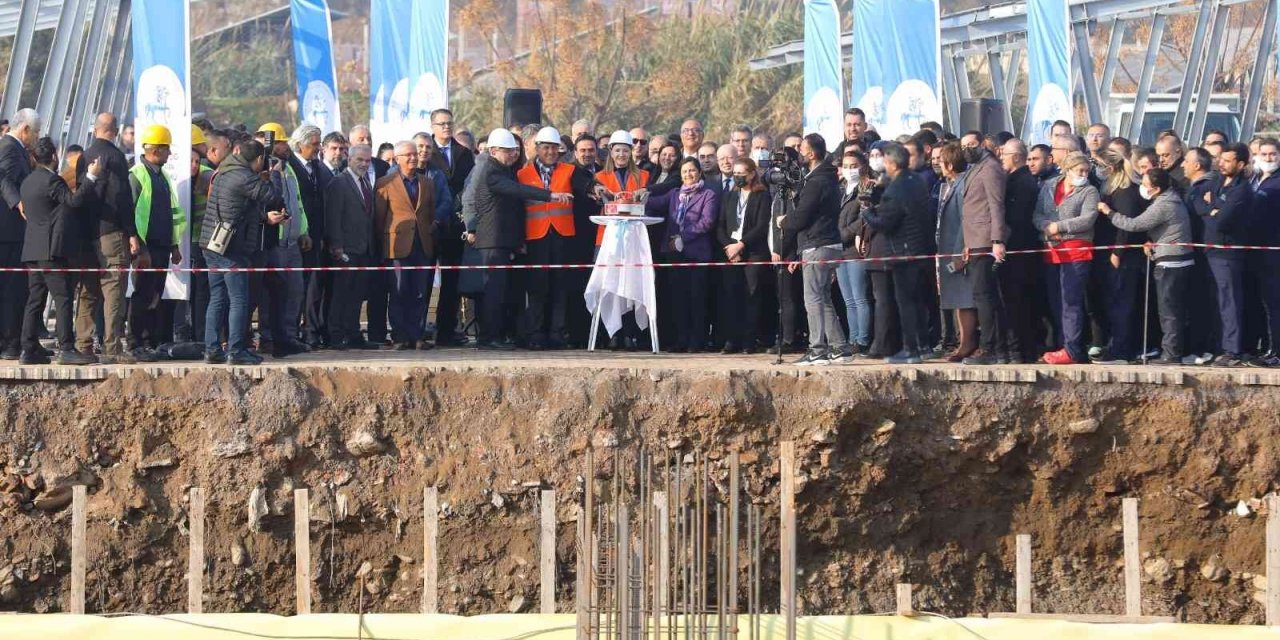 DEÜ’de 118 milyon liralık yatırımın temeli atıldı