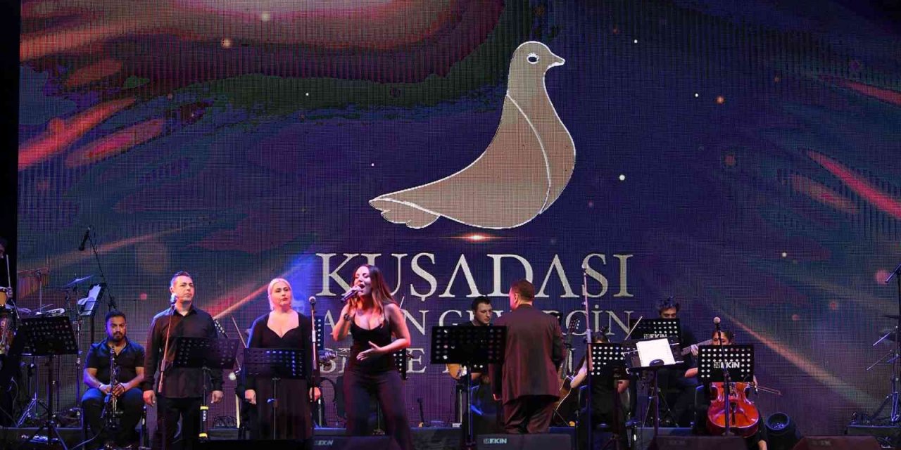 Müziğin kalbi Kuşadası’nda attı