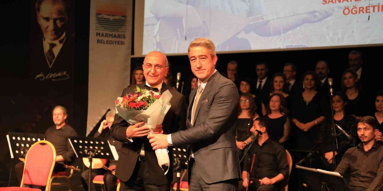 Neşet Ertaş Türküleriyle anıldı