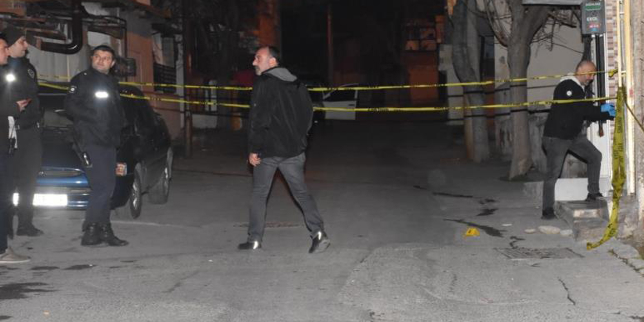 Silahlı saldırıya uğrayan genç ağır yaralandı