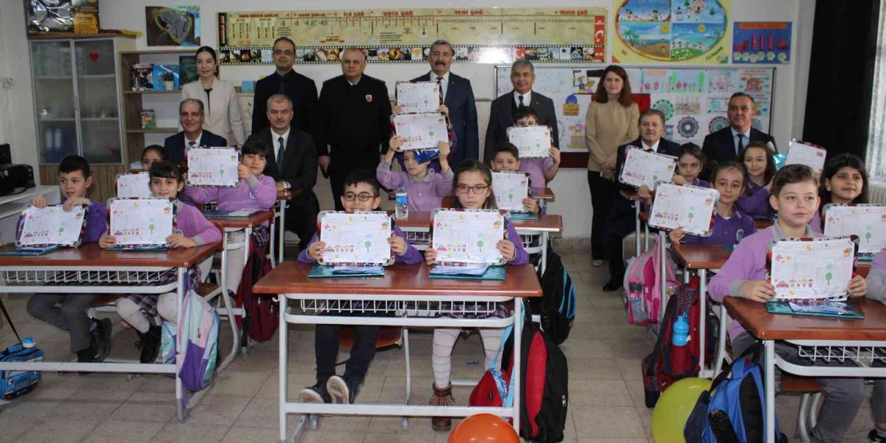 Aydın’da 189 bin 827 öğrenci karne aldı