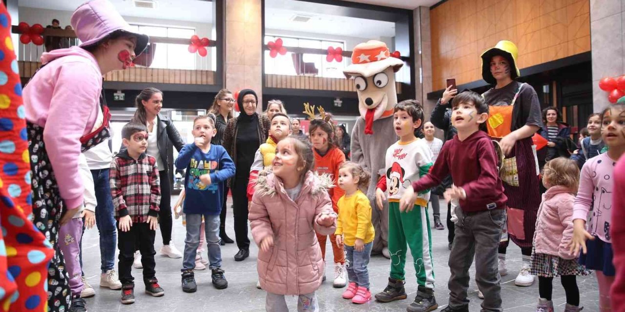 Merkezefendi’de çocuklar doyasıya eğlendi